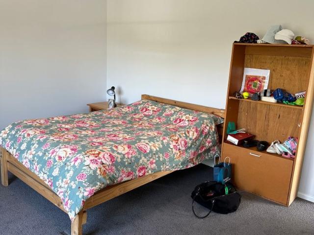 Room for rent in Rosanna, Melbourne