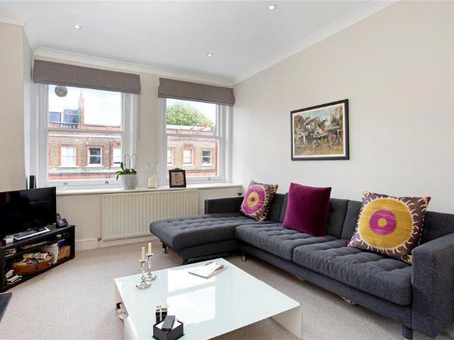 Apartment for rent in South Kensington, Greater London