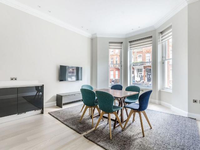 Apartment for rent in The Boltons, Greater London