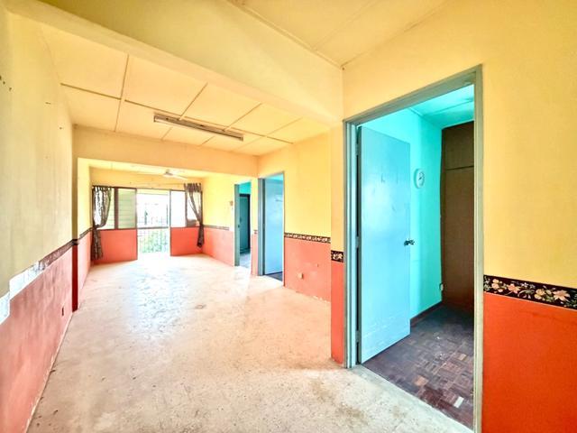 Flat for sale in Langat, Selangor