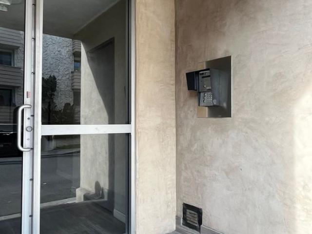 Apartment for rent in Canoga Park, California