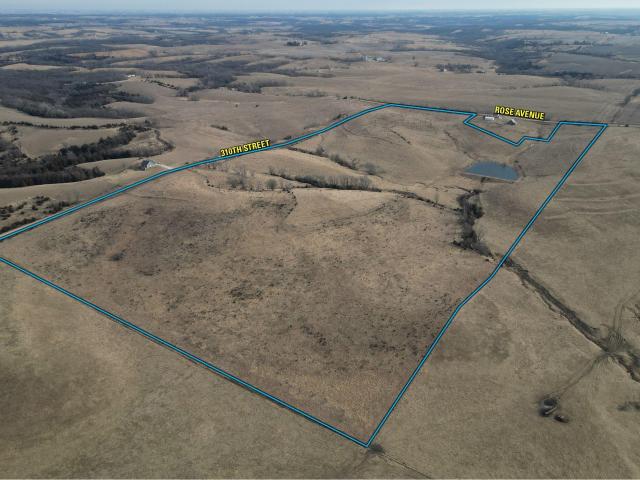Farm for sale in Guthrie, Iowa