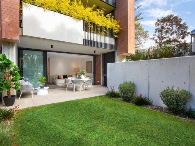 Apartment for sale in Rose Bay, Tasmania