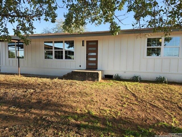House for sale in Bigfoot, Texas