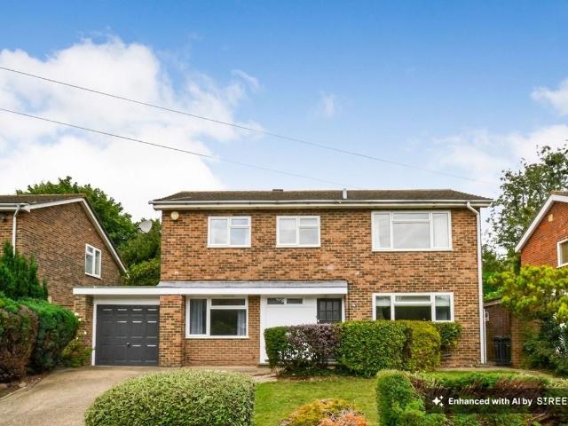 House for rent in Tattenham Corner, Red Hill