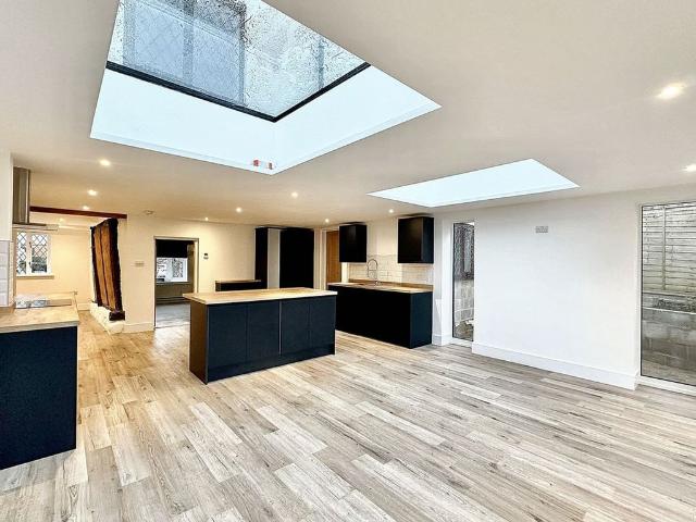 House for rent in Whaddon
