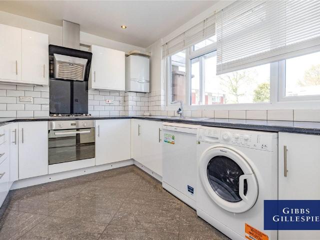 House for rent in Pinner, Greater London