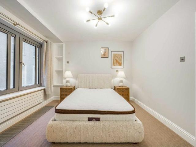 Apartment for rent in St. James's, Mayfair