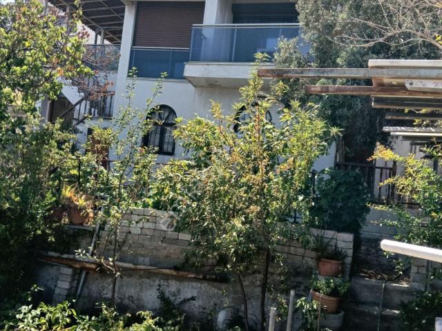 Foça, İzmir içerisinde satılık Villa