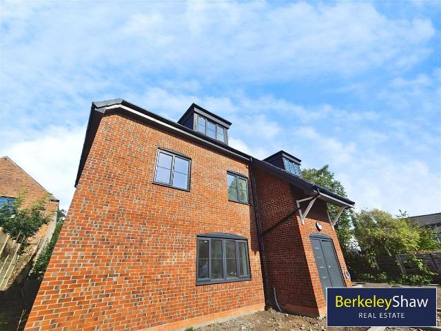 Apartment for rent in Calderstones