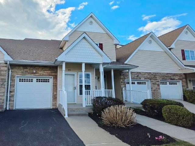 Condo for sale in Centereach, New York