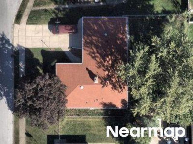 House for sale in Oakglen, Lansing