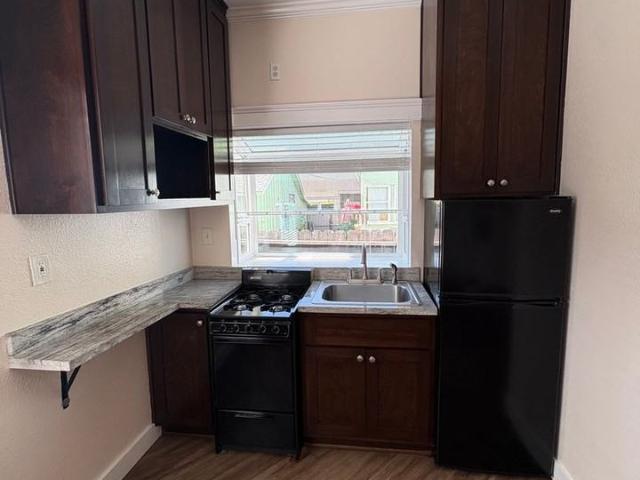 Apartment for rent in Long Beach, California
