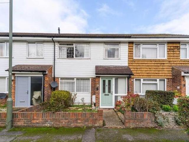 House for sale in Shepperton, Spelthorne