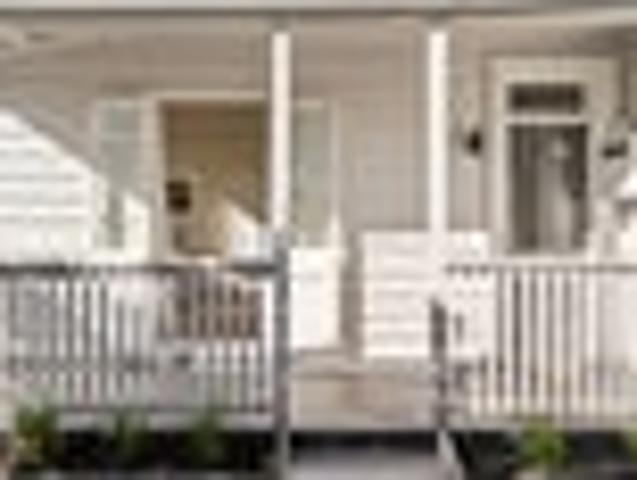 House for sale in Avondale