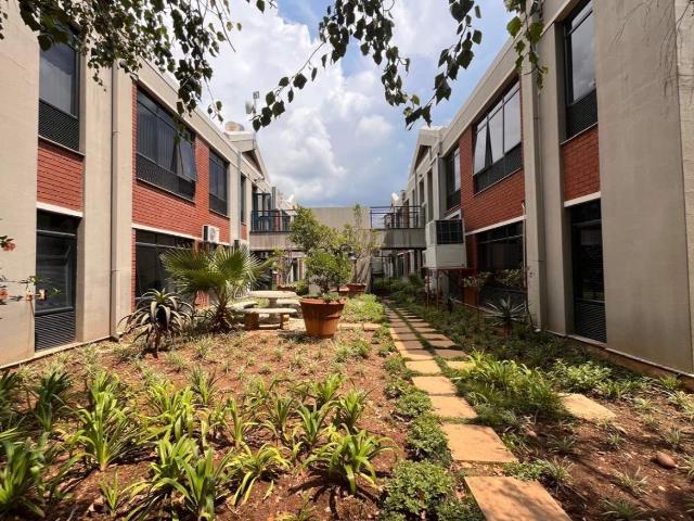 Office for sale in Alexandra, Gauteng