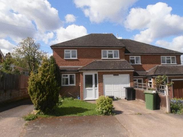 House for rent in Woodcote, Epsom