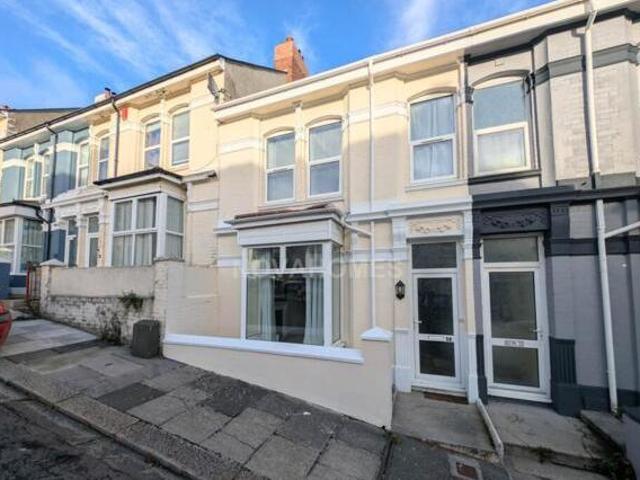 House for sale in Follaton, Strode