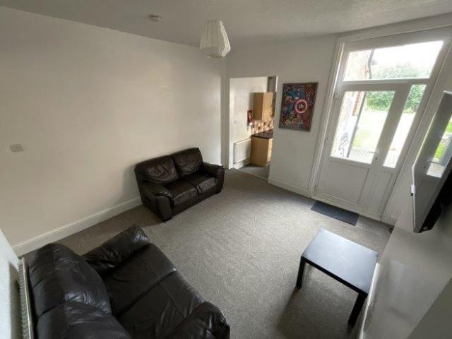 House for rent in Elmfield, Leicestershire