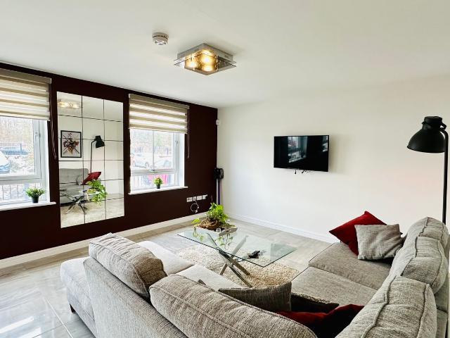 Apartment for rent in Oatlands, Scotland