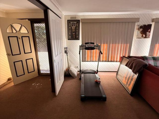 Room for rent in Camerons Creek, Victoria