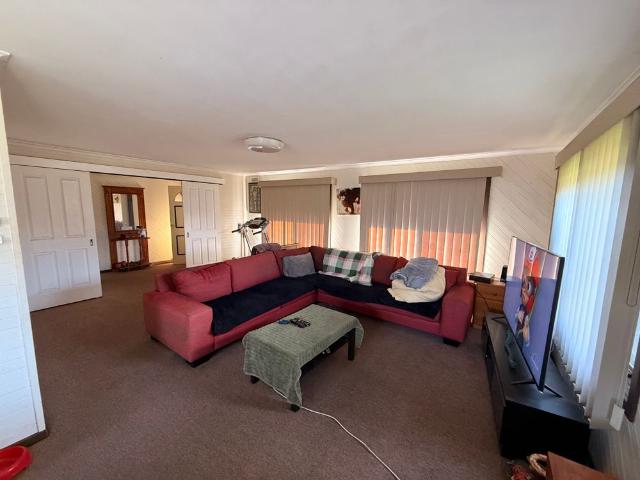Room for rent in Camerons Creek, Victoria