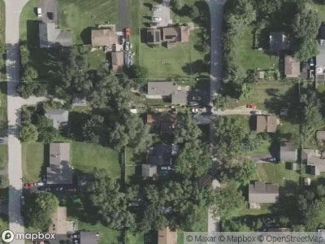 House for sale in Mchenry, Illinois