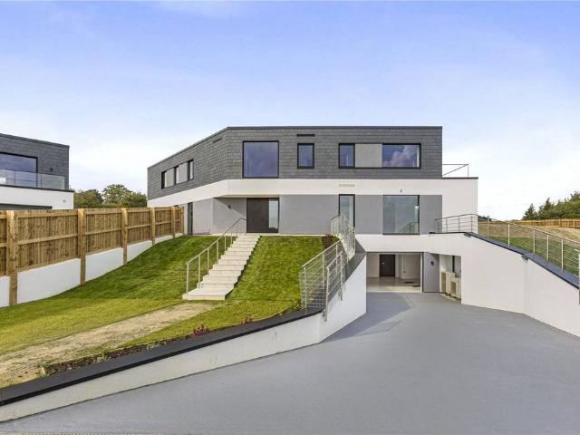 House for rent in Goffs Oak, Broxbourne
