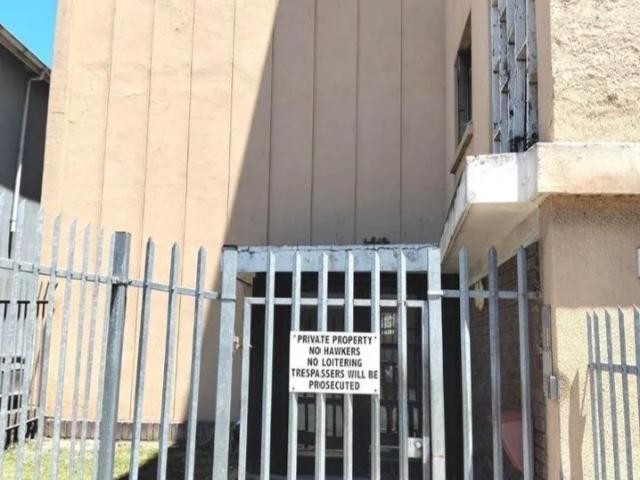 Apartment for sale in Port Elizabeth, Eastern Cape