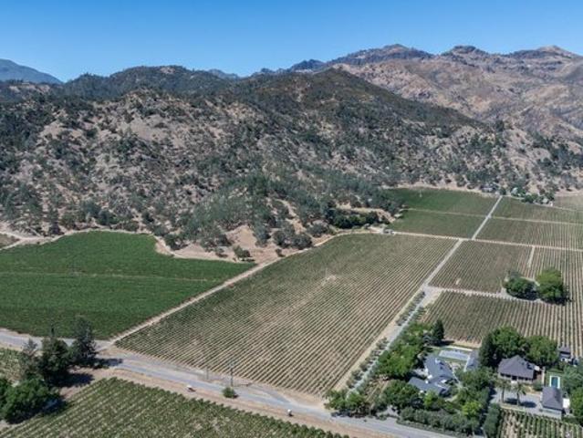 Land for sale in Calistoga, California
