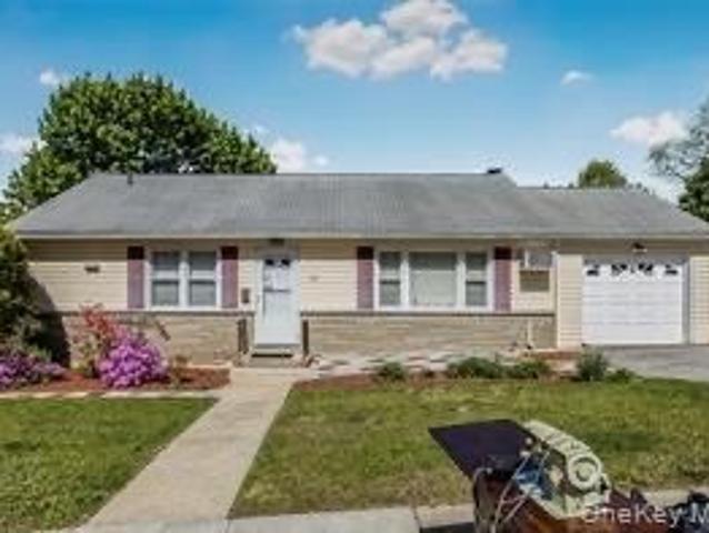 House for sale in Glenwood, New York