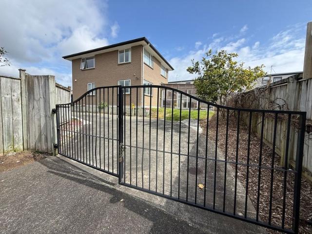 House for rent in Rosehill, Papakura