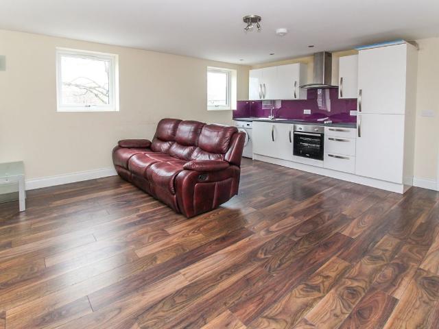 Apartment for rent in St John's, Warwick
