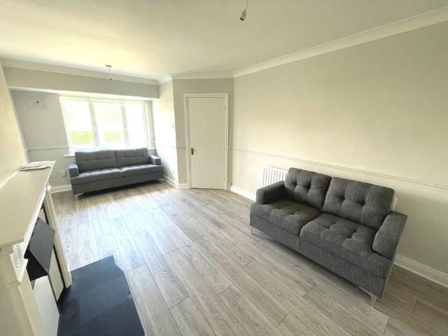 House to rent in Bluebell, North Tipperary
