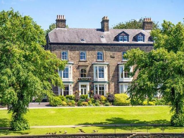House for sale in Charlesworth, East Midlands