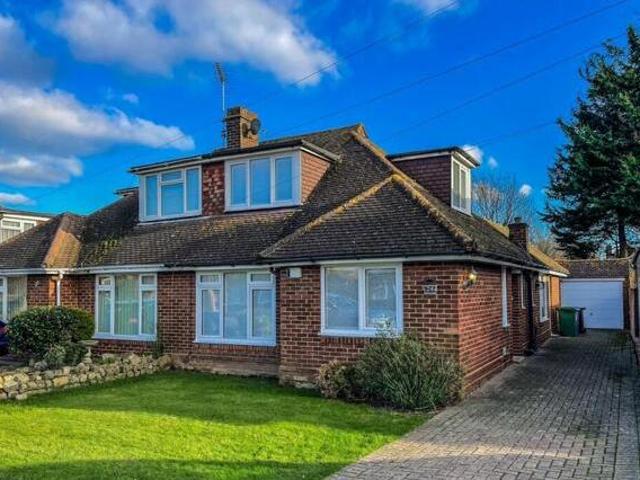 House for sale in Oad Street, Kent