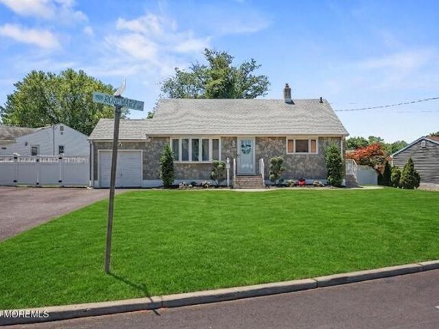 House for sale in Monmouth, New Jersey