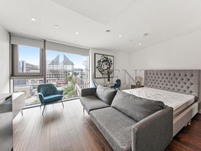 House for rent in Tower Liberty, Wapping