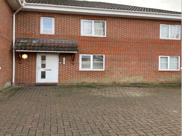 Apartment for rent in Blackwater, Hart