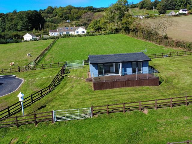 House for rent in Bromsberrow Heath, Gloucestershire