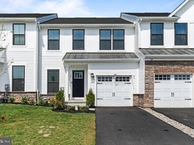 House for sale in Mount Laurel, New Jersey