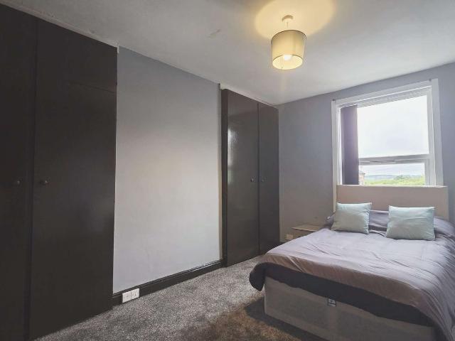 Room for rent in Pudsey, West Yorkshire