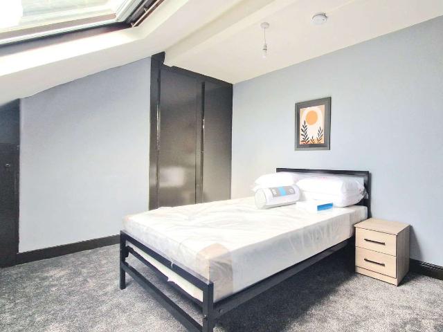 Room for rent in Pudsey, West Yorkshire