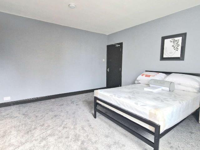 Room for rent in Pudsey, West Yorkshire