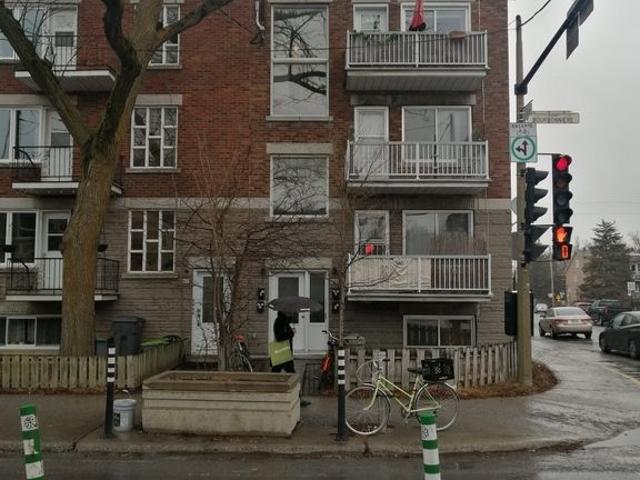 Apartment for rent in Rosemont, Montréal