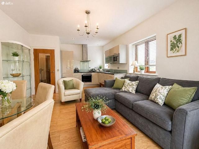 Apartment to rent in Bluebell, North Tipperary
