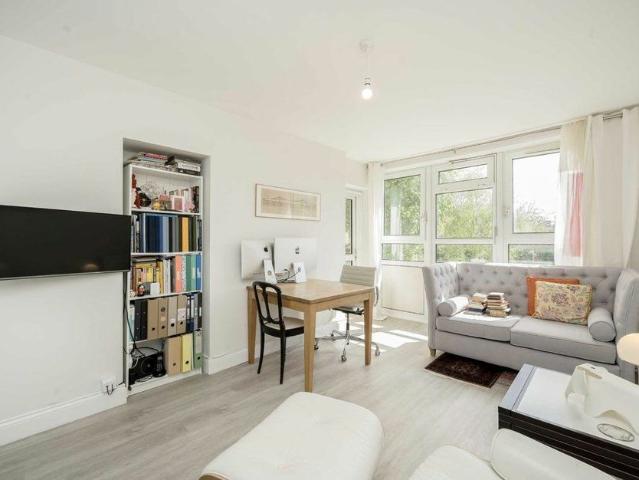 Apartment for rent in Cat Hill, Isle Of Man