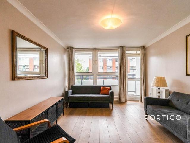 Apartment for rent in Battersea, Greater London