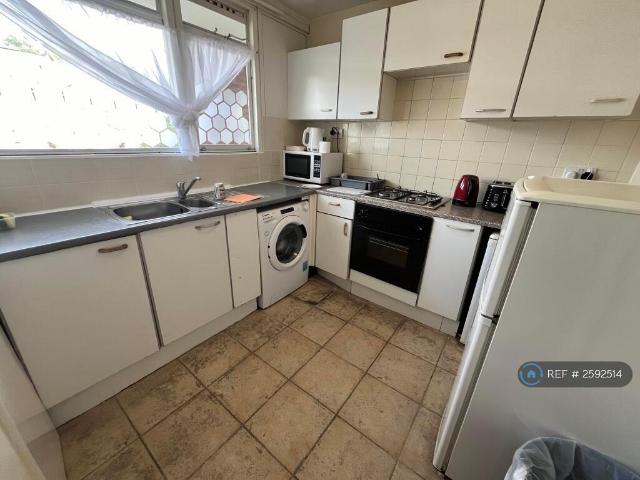 Apartment for rent in Battersea, Greater London