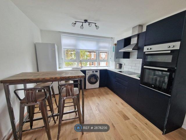 Room for rent in Battersea, Greater London
